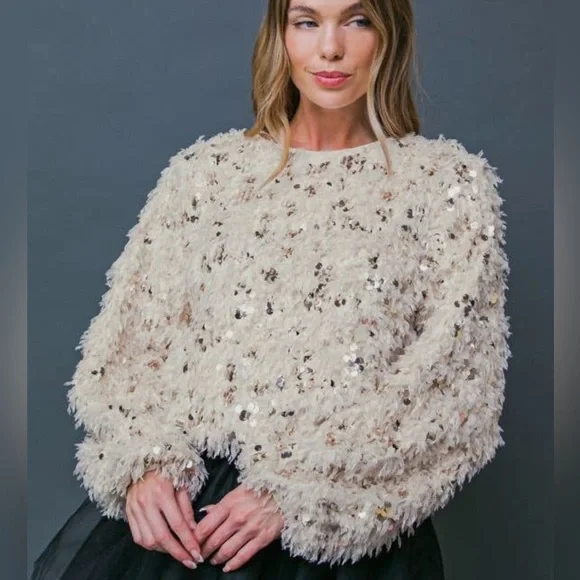 Elle Sequin Woven Top - Picture 1 of 10